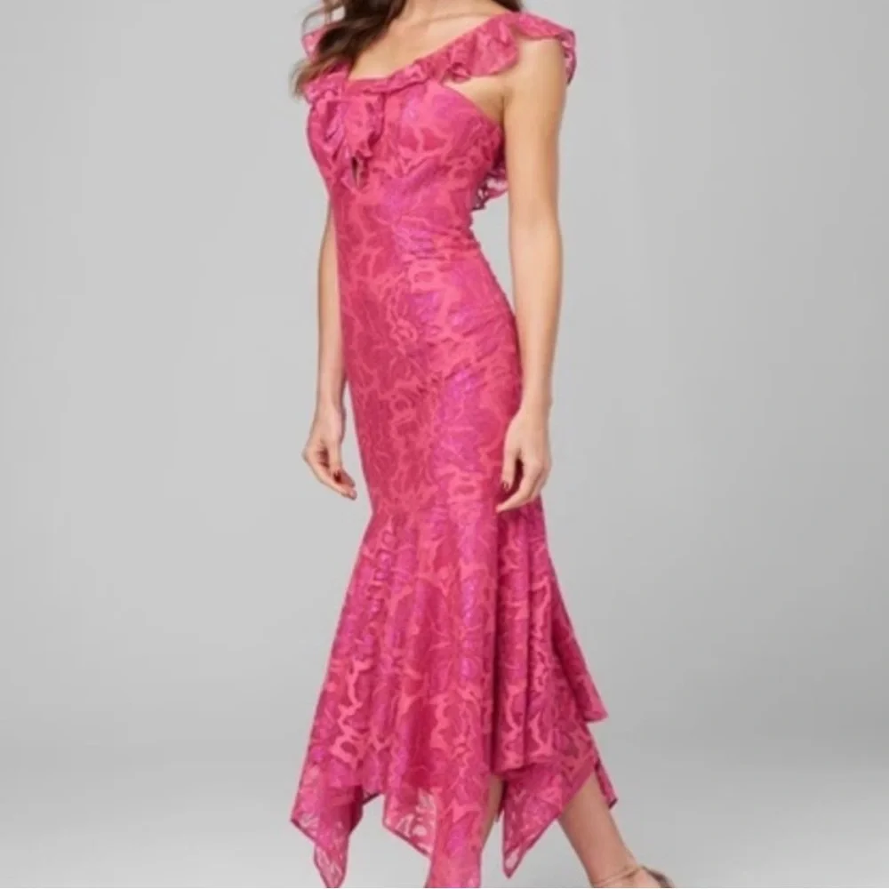 BEBE NWT Lace Ruffle Midi Dress pink glo - Picture 1 of 4